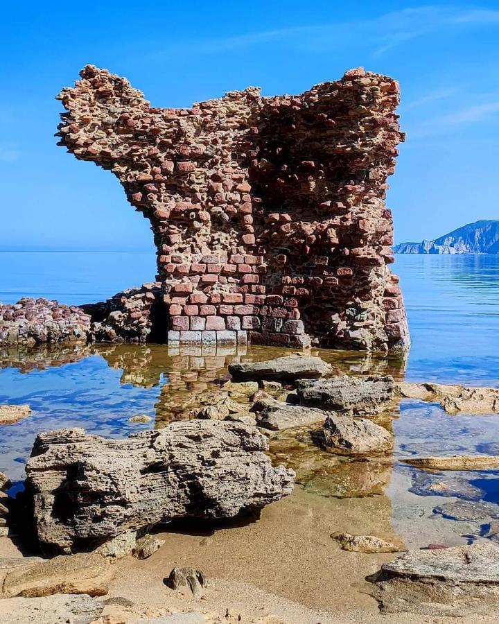 Casa Francesca Villa Gonnesa Eksteriør billede